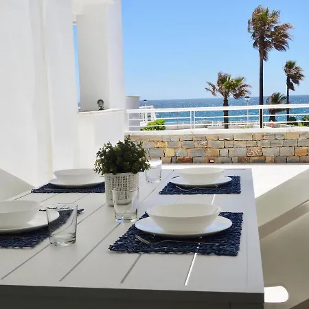 B1 Casares Del Mar - Large Terrace Beachfront Views Apartment *